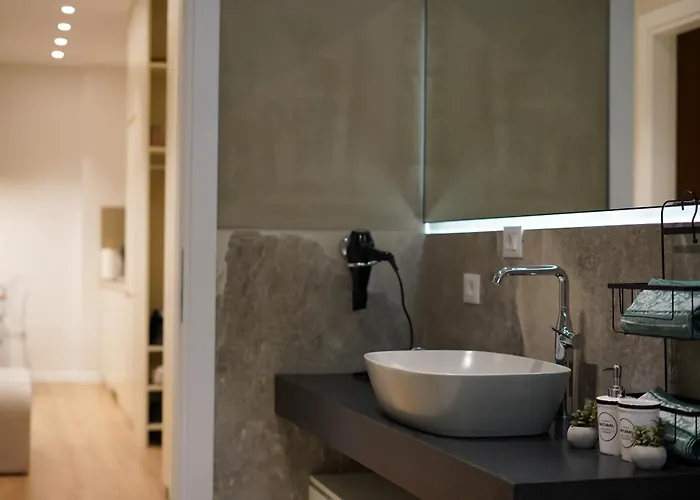 Gardenia Sui Apartment *