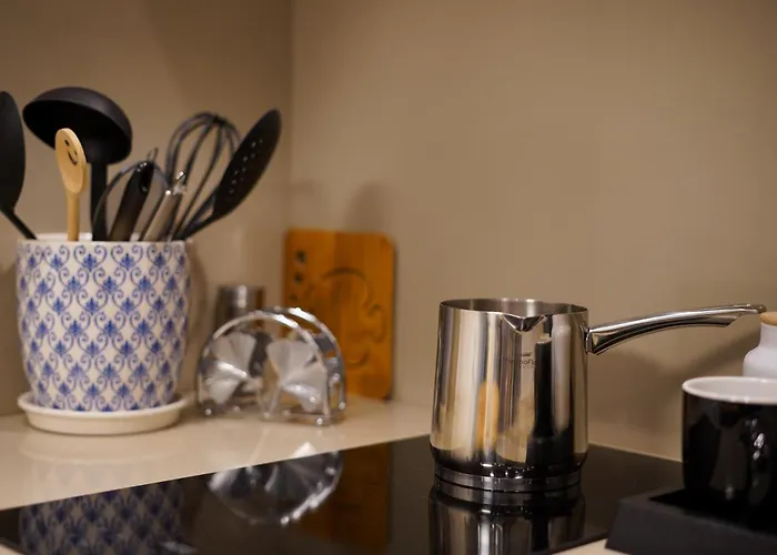 Gardenia Sui Apartment